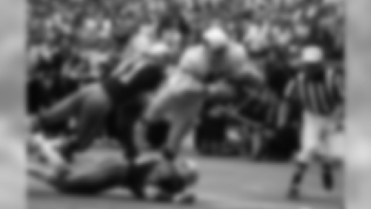 1970: TE Jackie Smith
