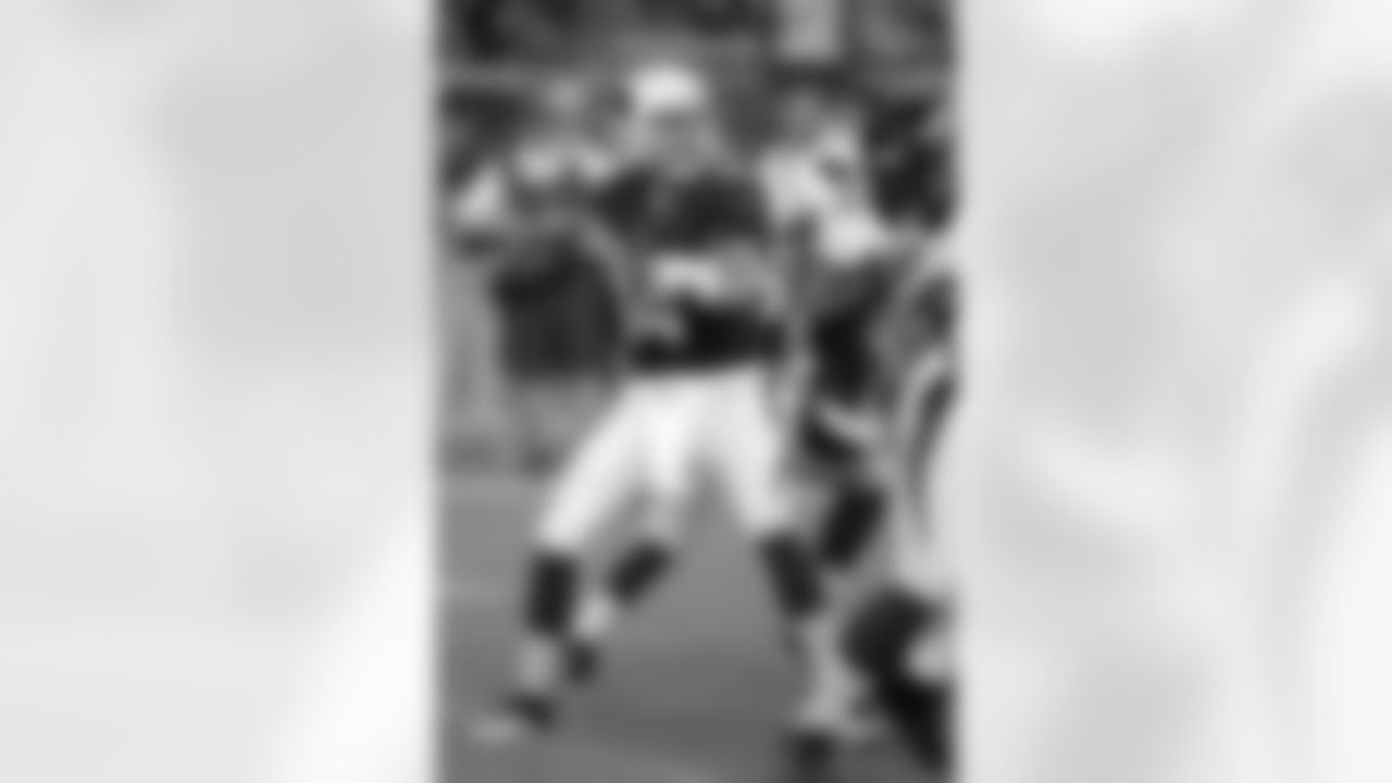 QB Ryan Lindley