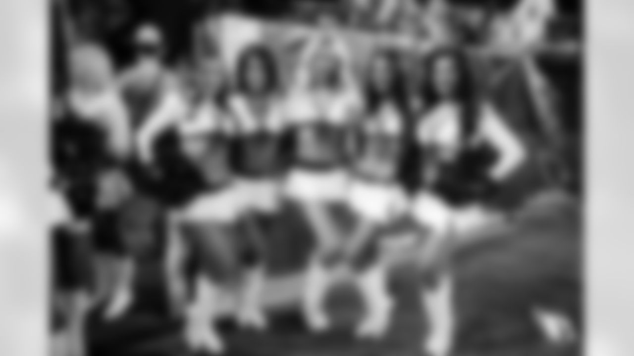 The Arizona Cardinals Cheerleaders during the game against the New England Patriots on Monday, Dec. 12, 2022 in Glendale, AZ.