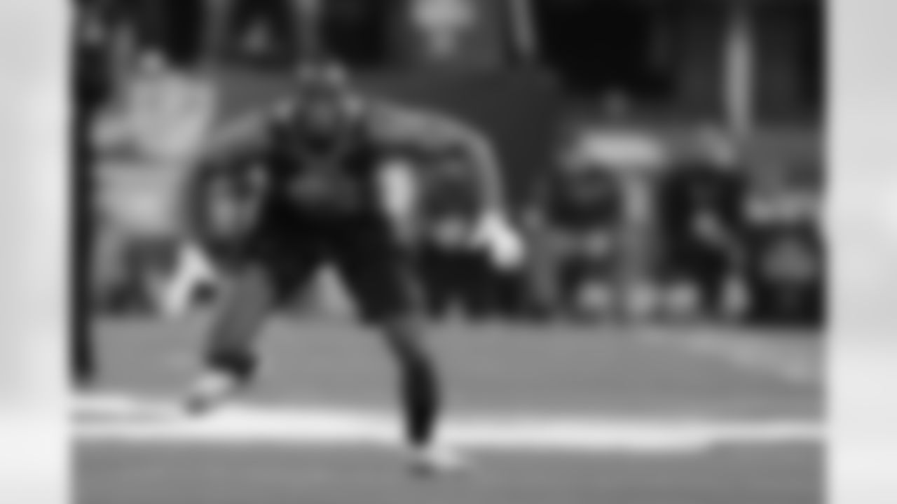 Oregon State DE Obum Gwacham: Projected seventh-rounder