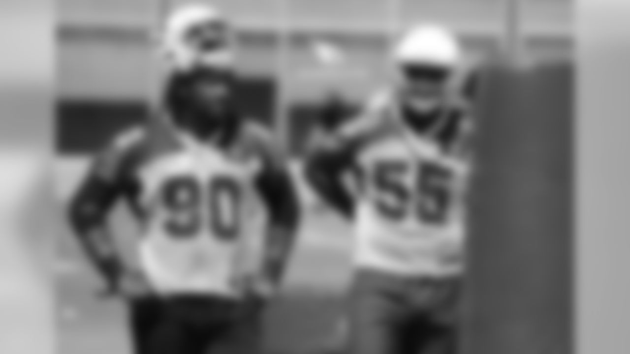 DT Robert Nkemdiche (left) and DE Chandler Jones