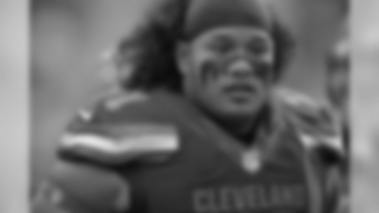 DT Danny Shelton
