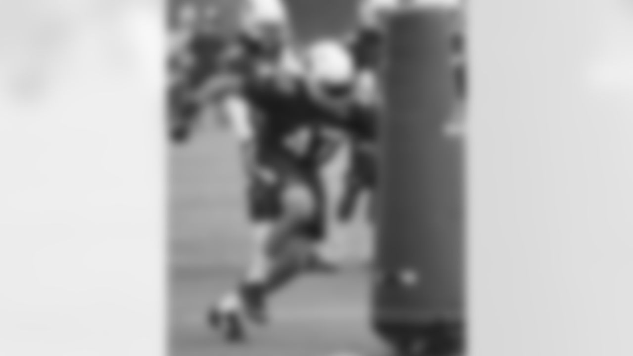 LB Shaq Riddick