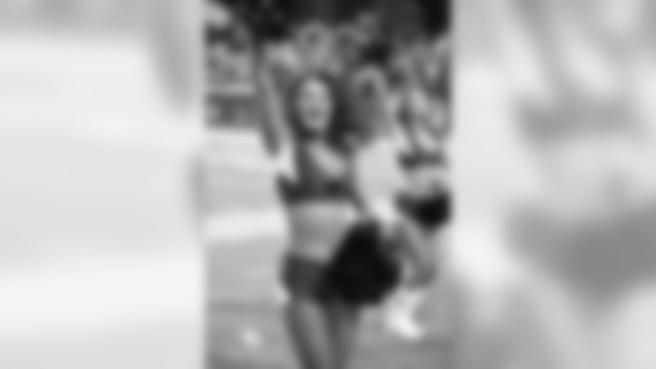 Images of Cardinals cheerleader Nikki during the 2018 season