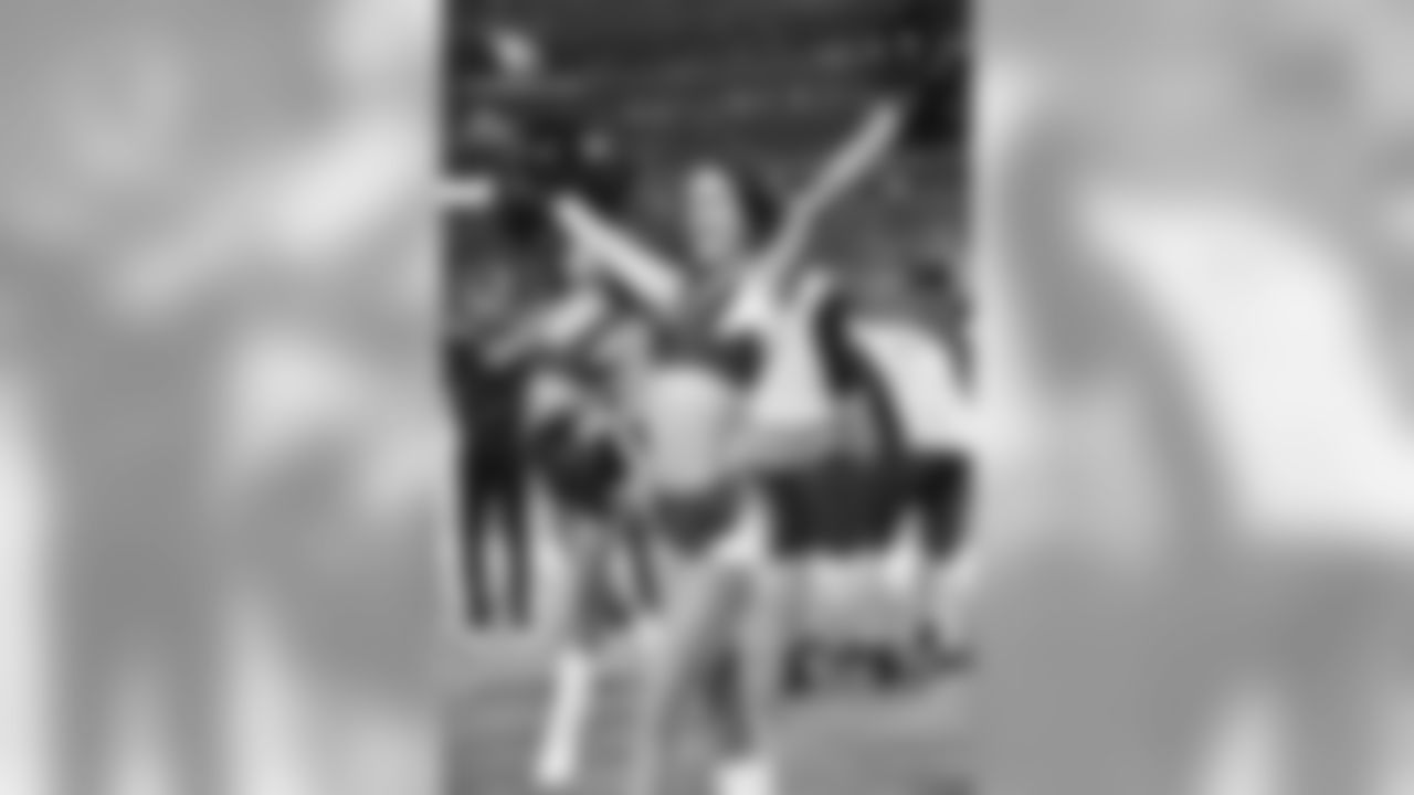 Images of Cardinals cheerleader Shae from the 2018 season