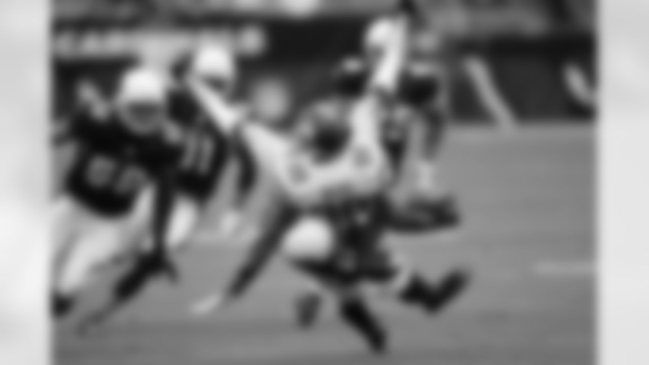 Peterson's big tackle