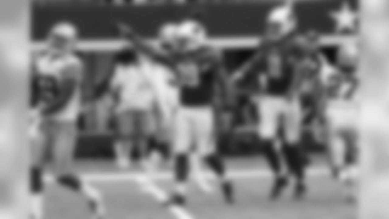 RB Robert Hughes