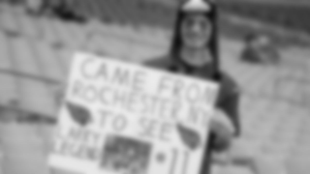 Images of Cardinals fans during the Week 16 contest at State Farm Stadium
