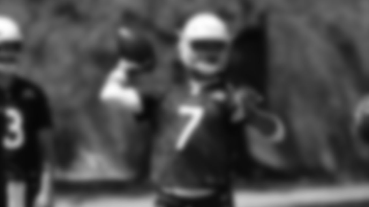 QB Brett Hundley