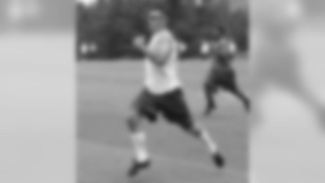 Kicker Neil Rackers completes the Run Test