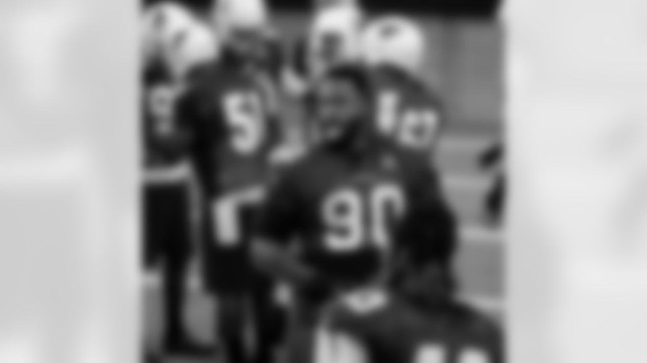Some tough work for DT Darnell Dockett