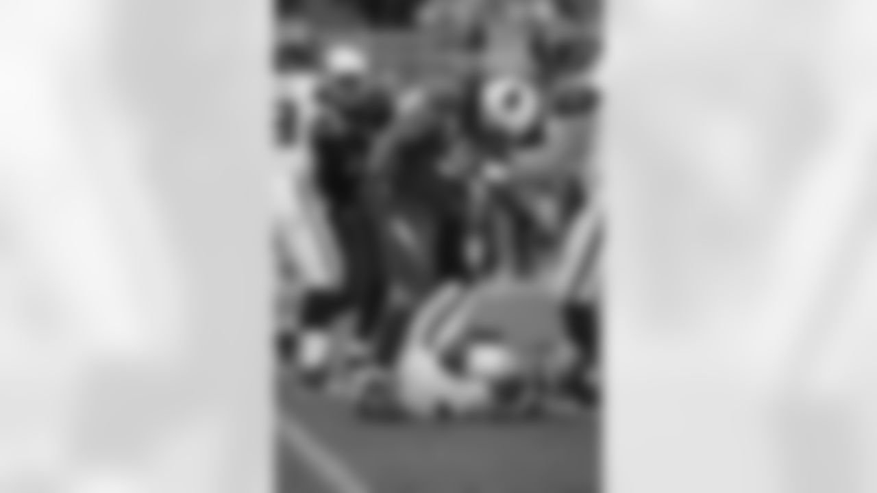 Dockett continues the chatter