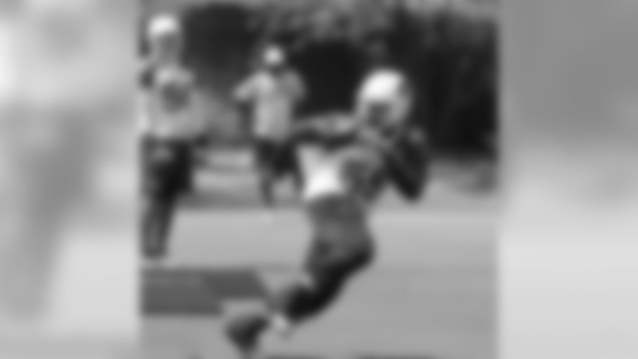 LB Marcus Benard