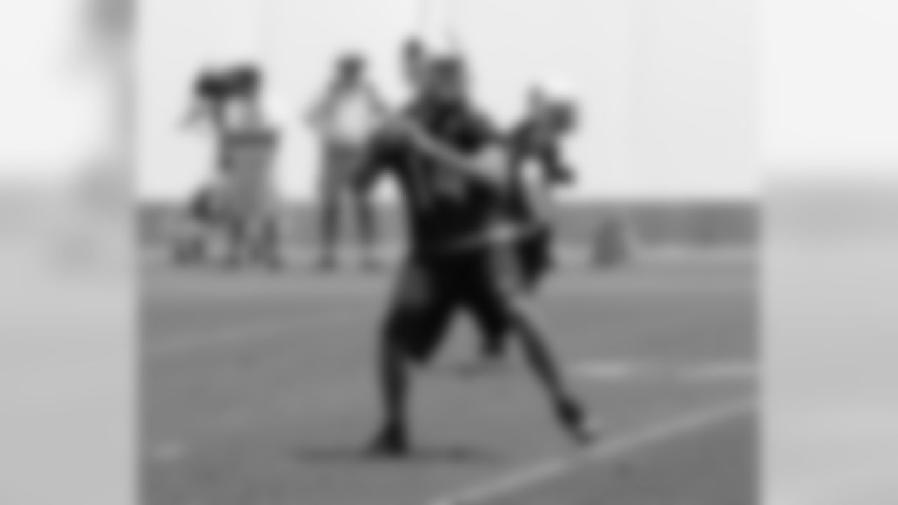 QB Ryan Lindley