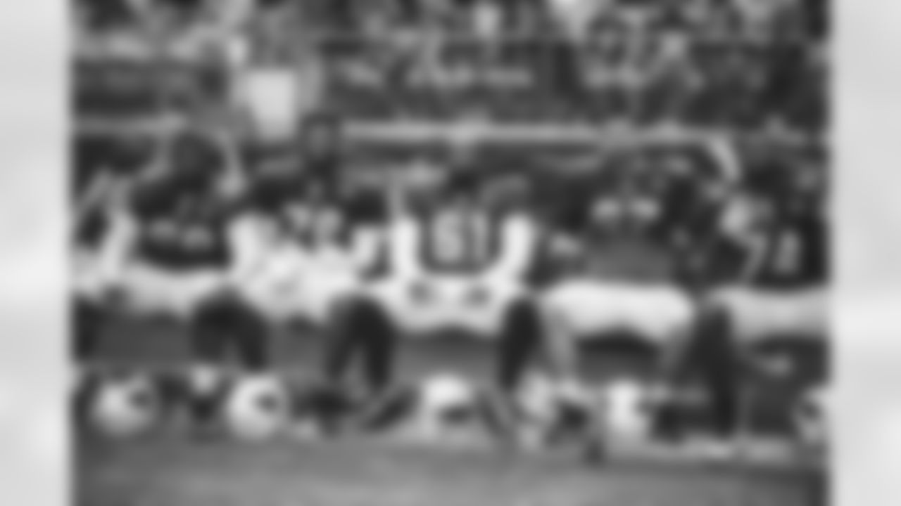 From left, TE Maxx Williams, T Kelvin Beachum, G Josh Jones, C Rodney Hudson, G Justin Pugh, and T D.J. Humphries.