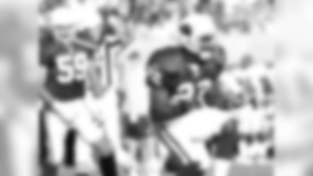 Wearing the No. 22 as rookie in 2001. Wilson changed to 24 the next season.