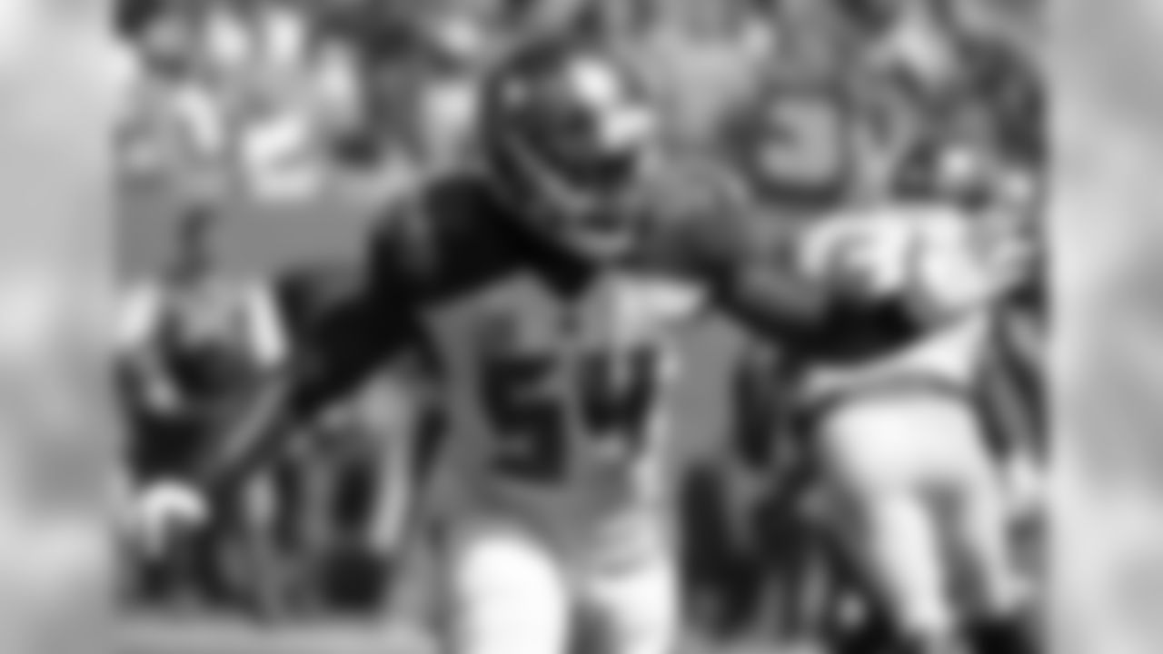LB Lavonte David