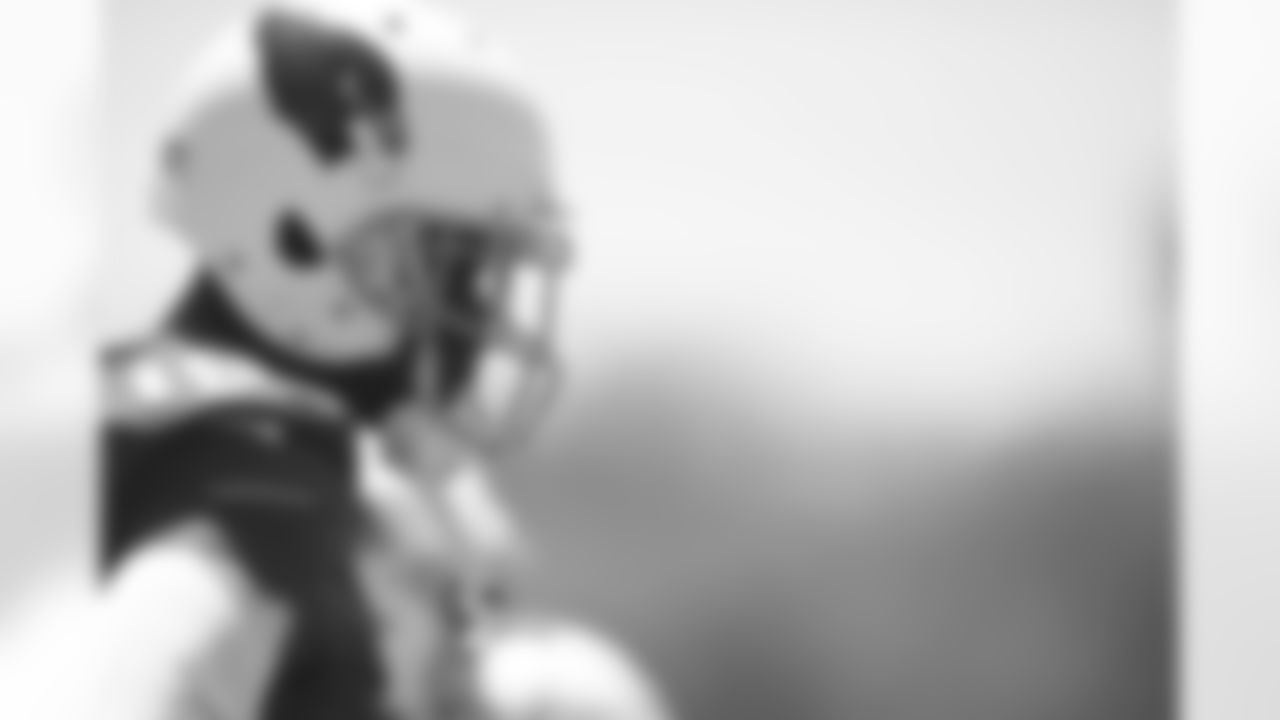 Arizona Cardinals wide receiver A.J. Green (18) practices during Week 1 of the OTA offseason program on Monday, May 23, 2022 in Tempe, AZ.