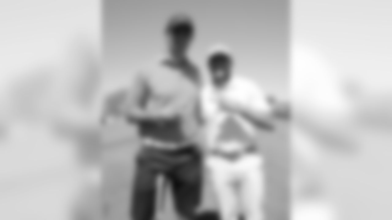 Browns QB Brock Osweiler and Chargers QB Mike Bercovici
