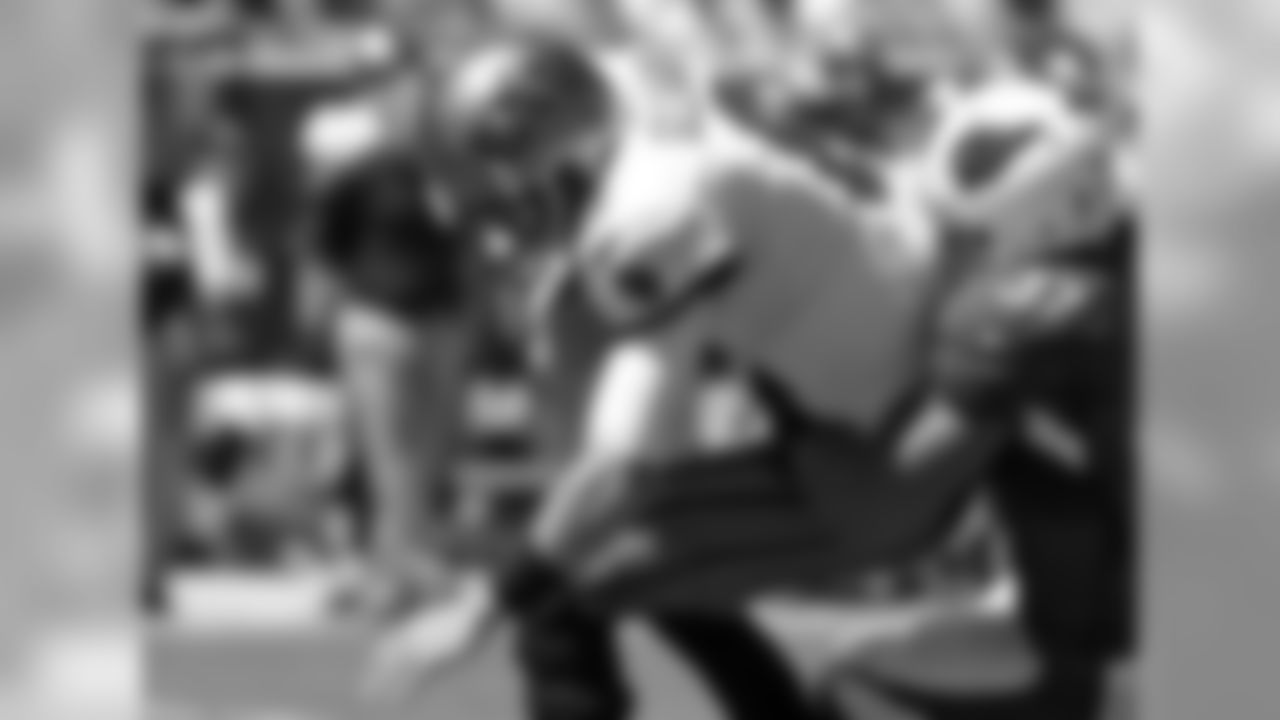 S Yeremiah Bell sacks QB Mike Glennon
