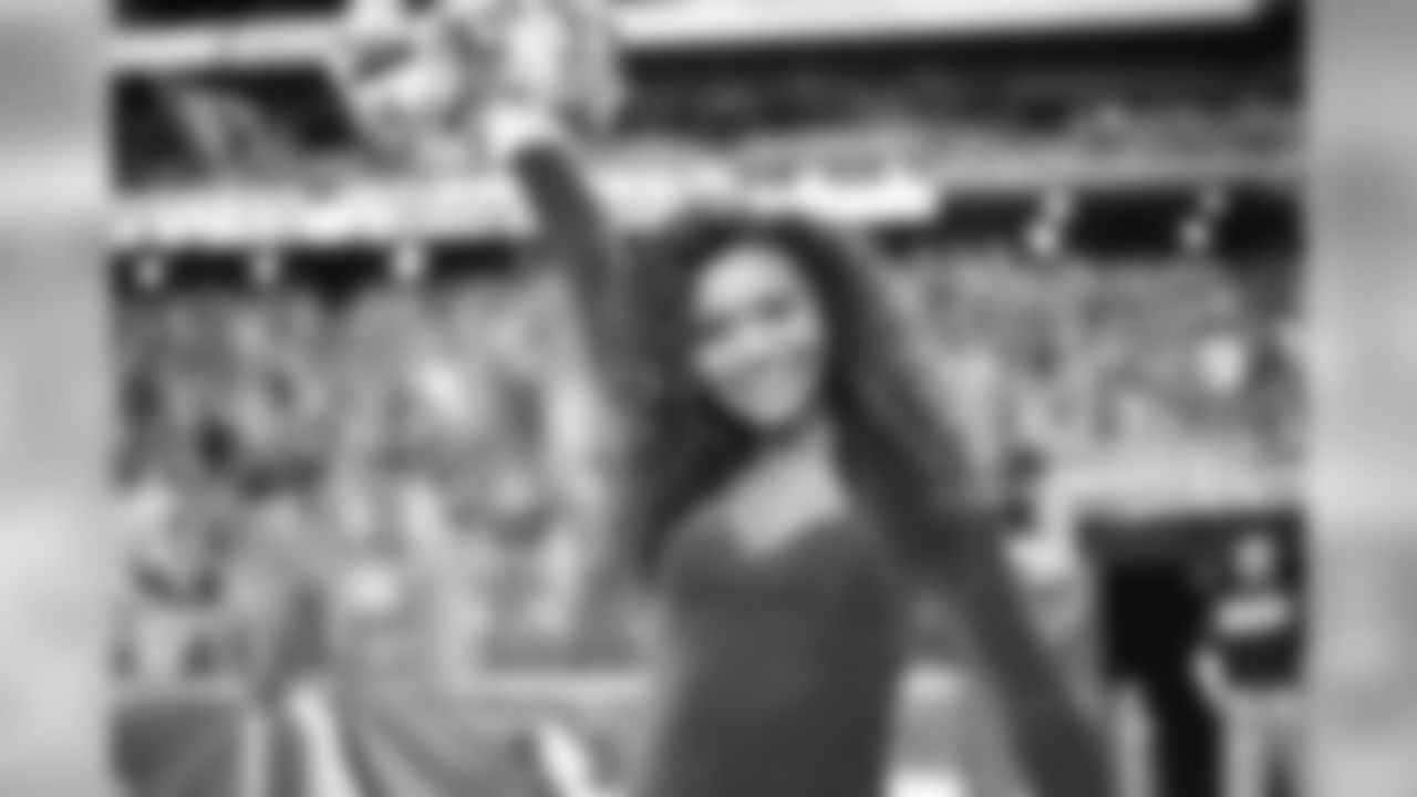 Images of the Cardinals cheerleaders during the Week 15 contest at State Farm Stadium