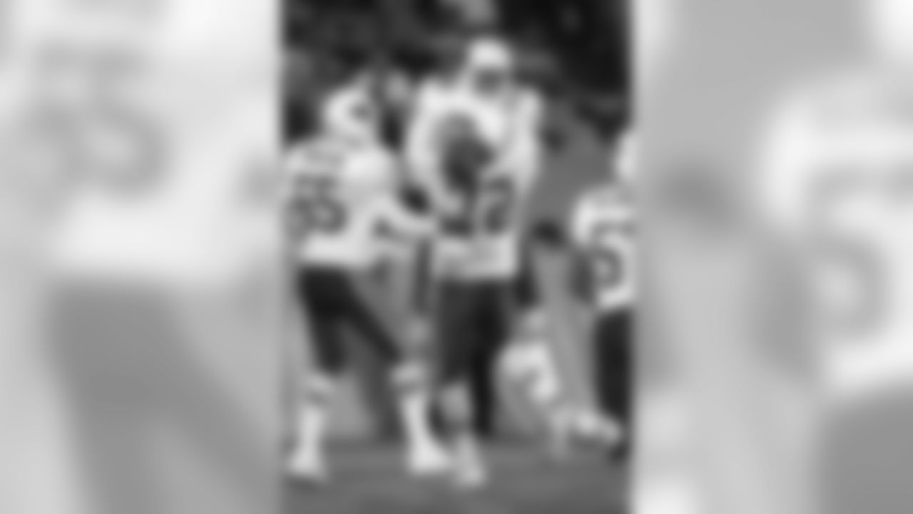2000: DL Jabari Issa, Washington