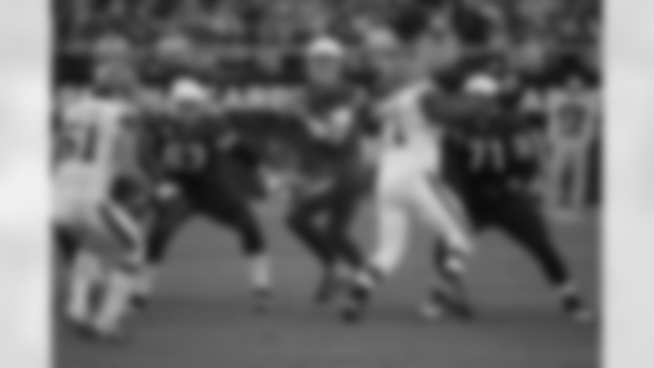 Skelton drops back