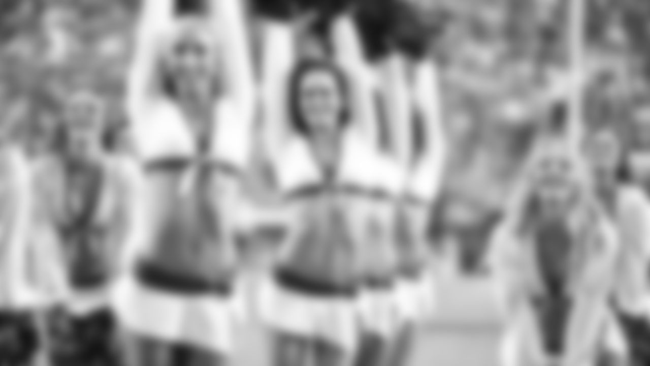 Images of Cardinals cheerleader Shae from the 2018 season