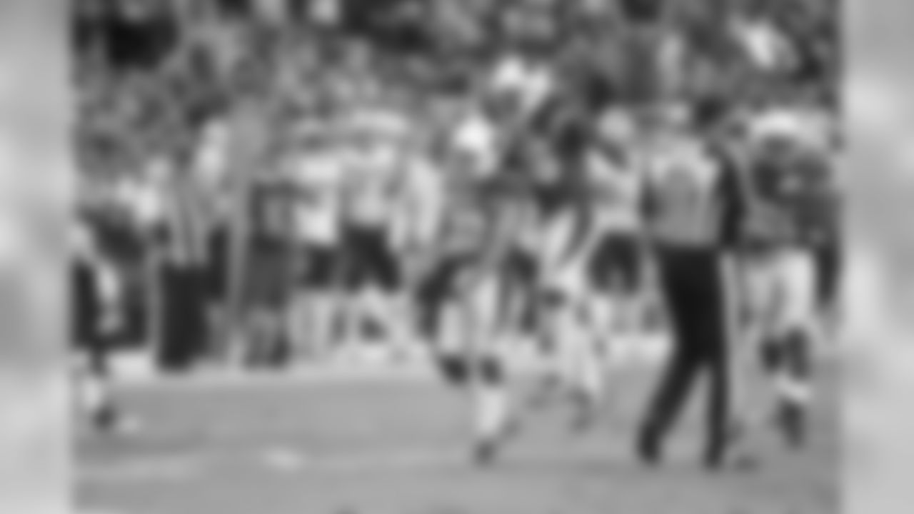 S Tyrann Mathieu celebrates after a tackle