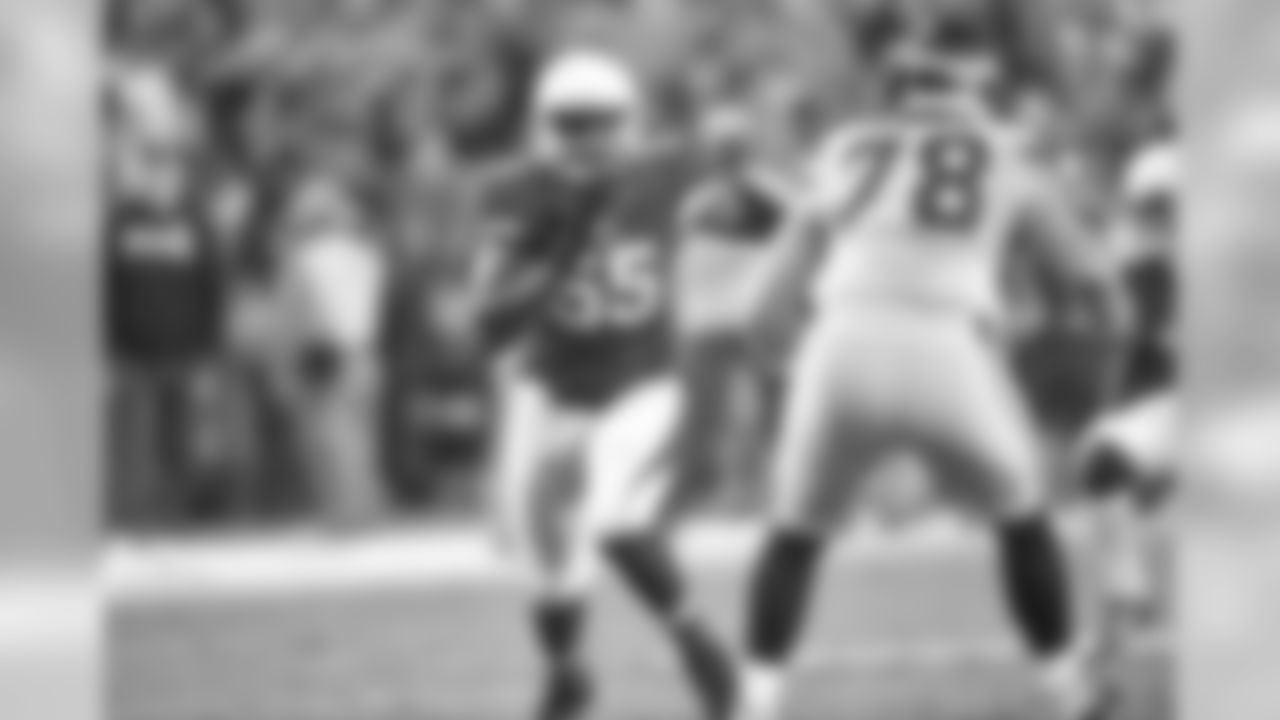 No. 85 -- OLB Chandler Jones