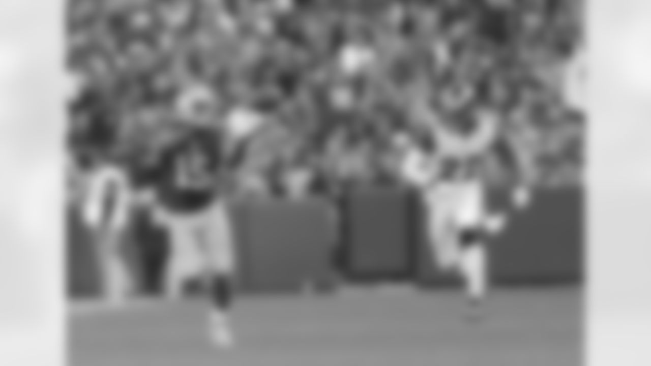 Wide receiver Michael Crabtree