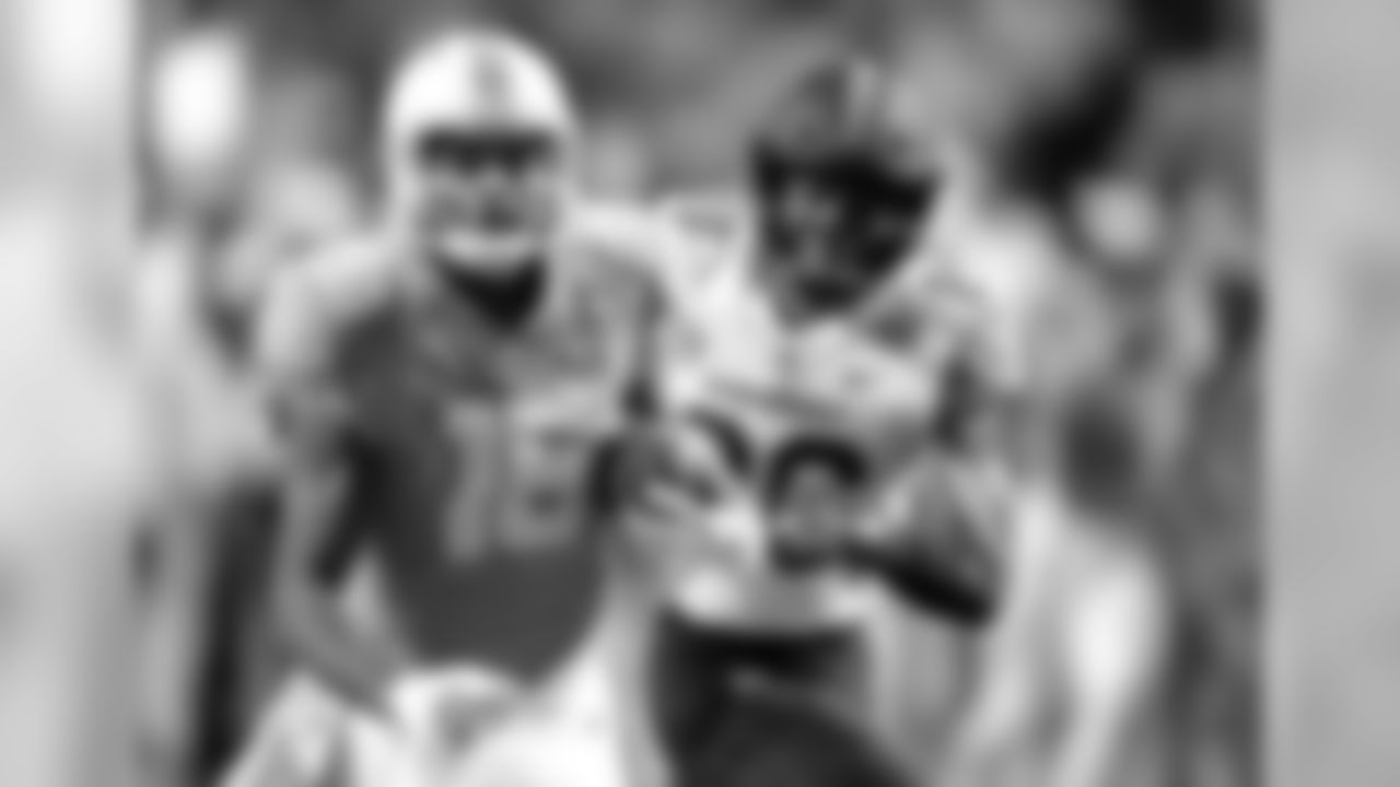 Tennessee wide receiver Jauan Jennings