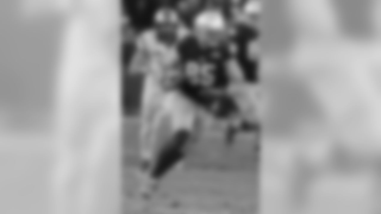 Niklas runs for yards against Rutgers on Dec. 28, 2013