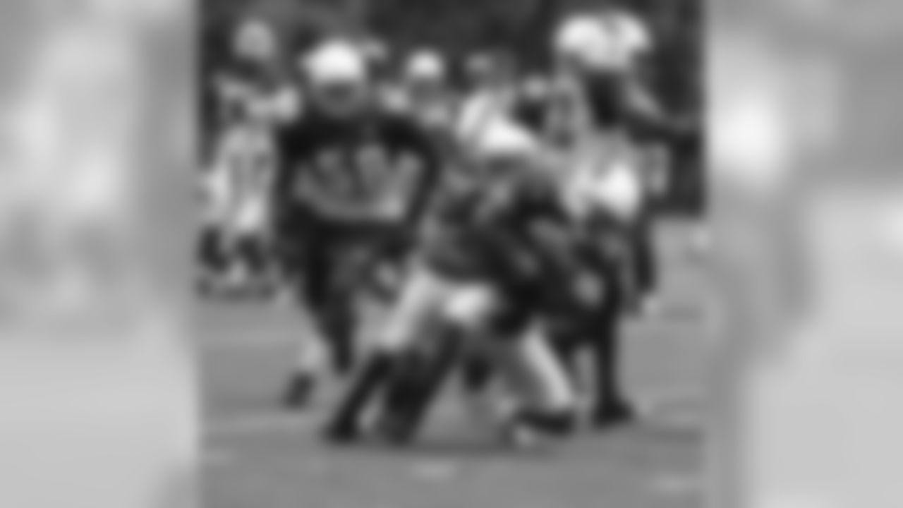 CB Patrick Peterson takes down RB LaRod Stephens-Howling