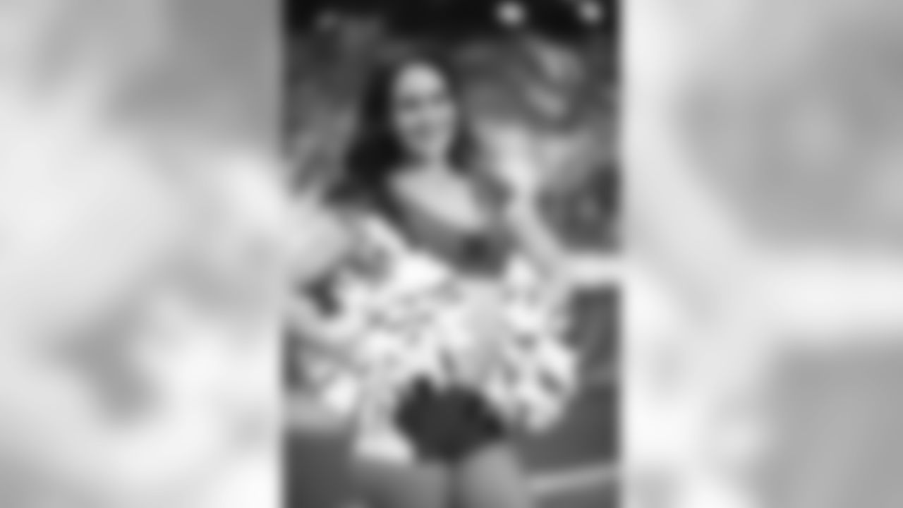 Images of the Cardinals cheerleaders during the Week 4 contest at State Farm Stadium