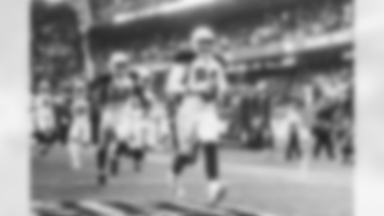 DE Zach Allen