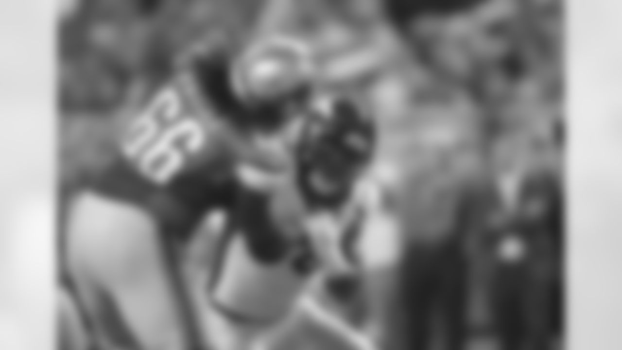 RT LaAdrian Waddle