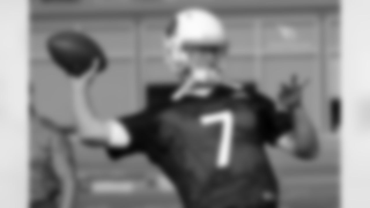 QB Blaine Gabbert