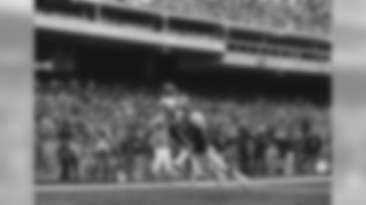 1980: Texas DB Derrick Hatchett to the Ravens