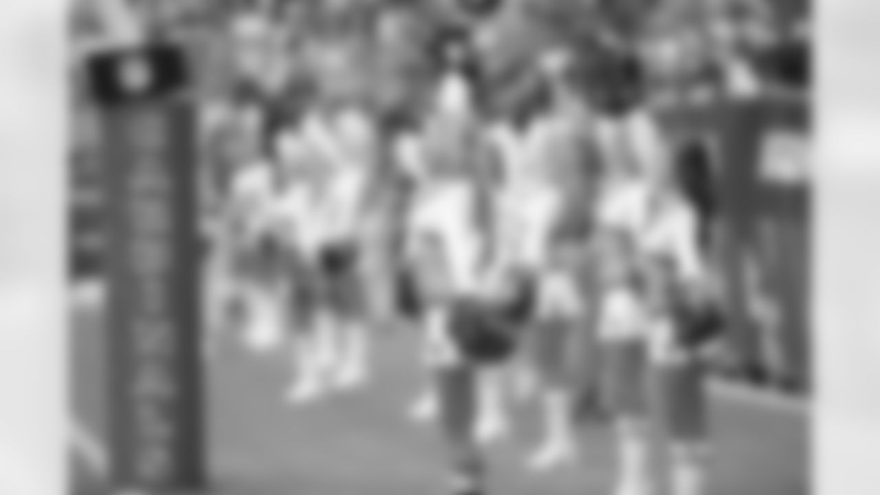 Cardinals Cheerleaders