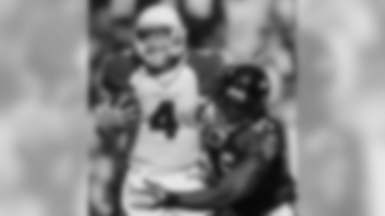 2011: Cardinals quarterback Kevin Kolb (4) is sacked by Ravens outside linebacker Terrell Suggs during the first half of an NFL football game in Baltimore, Sunday, Oct. 30, 2011.