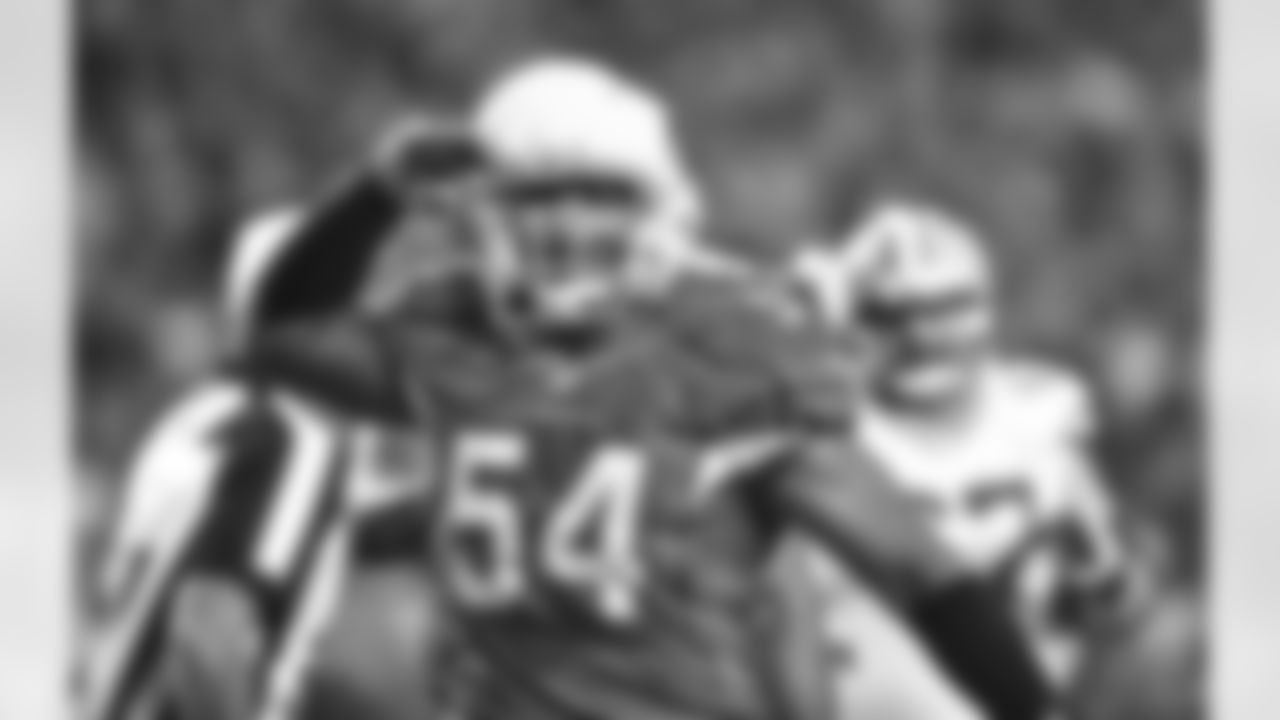 LB Dwight Freeney