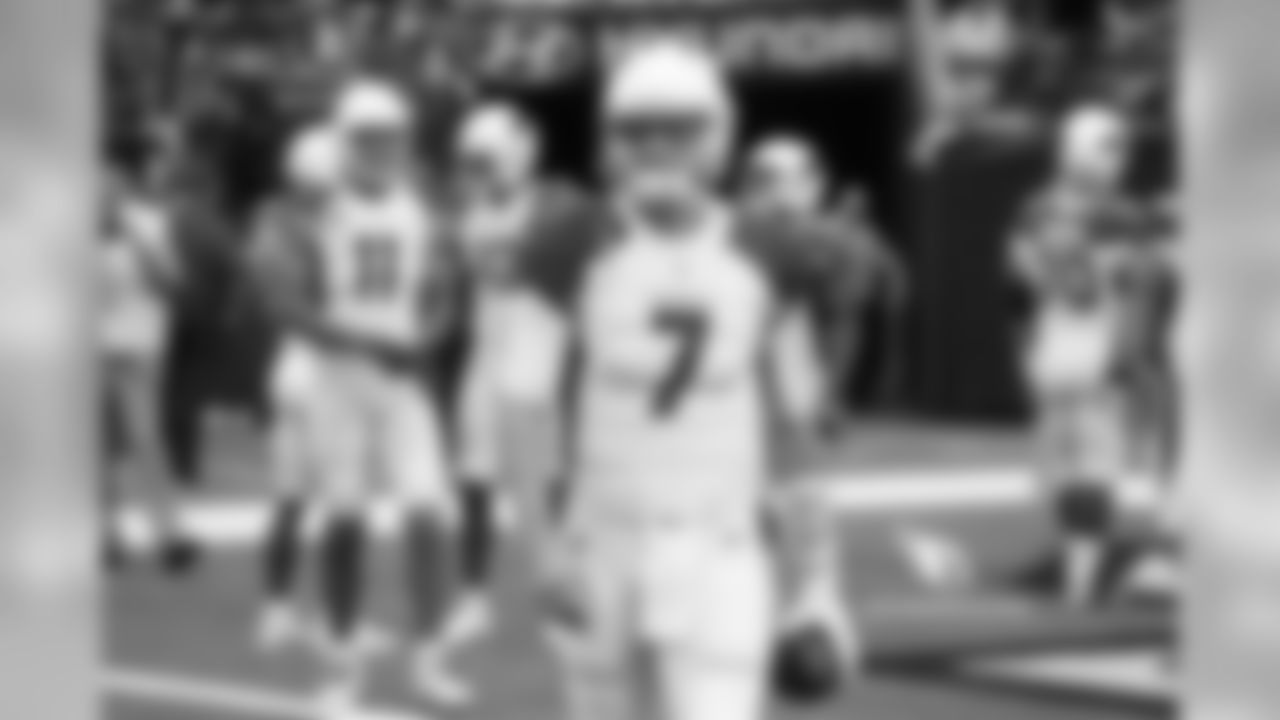 QB Blaine Gabbert before the game