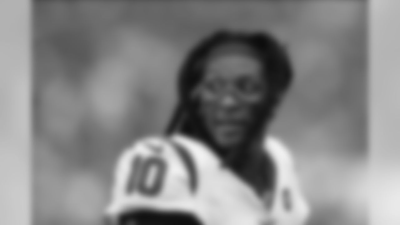 Houston Texans wide receiver DeAndre Hopkins (10) against the Tampa Bay Buccaneers during the first half of an NFL football game Saturday, Dec. 21, 2019, in Tampa, Fla.