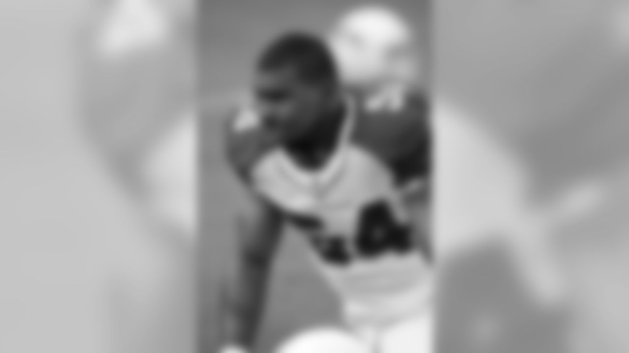 2011: LB Quan Sturdivant, North Carolina