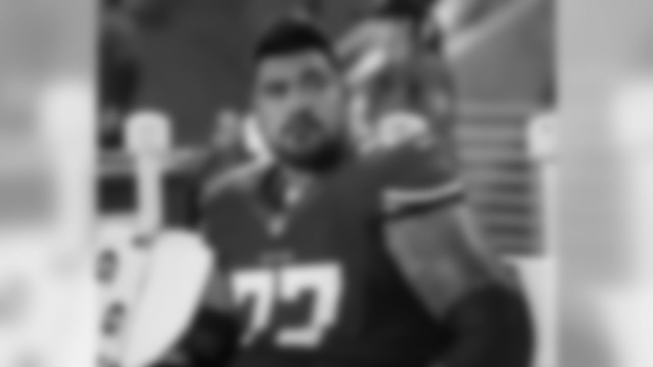 G Mike Iupati