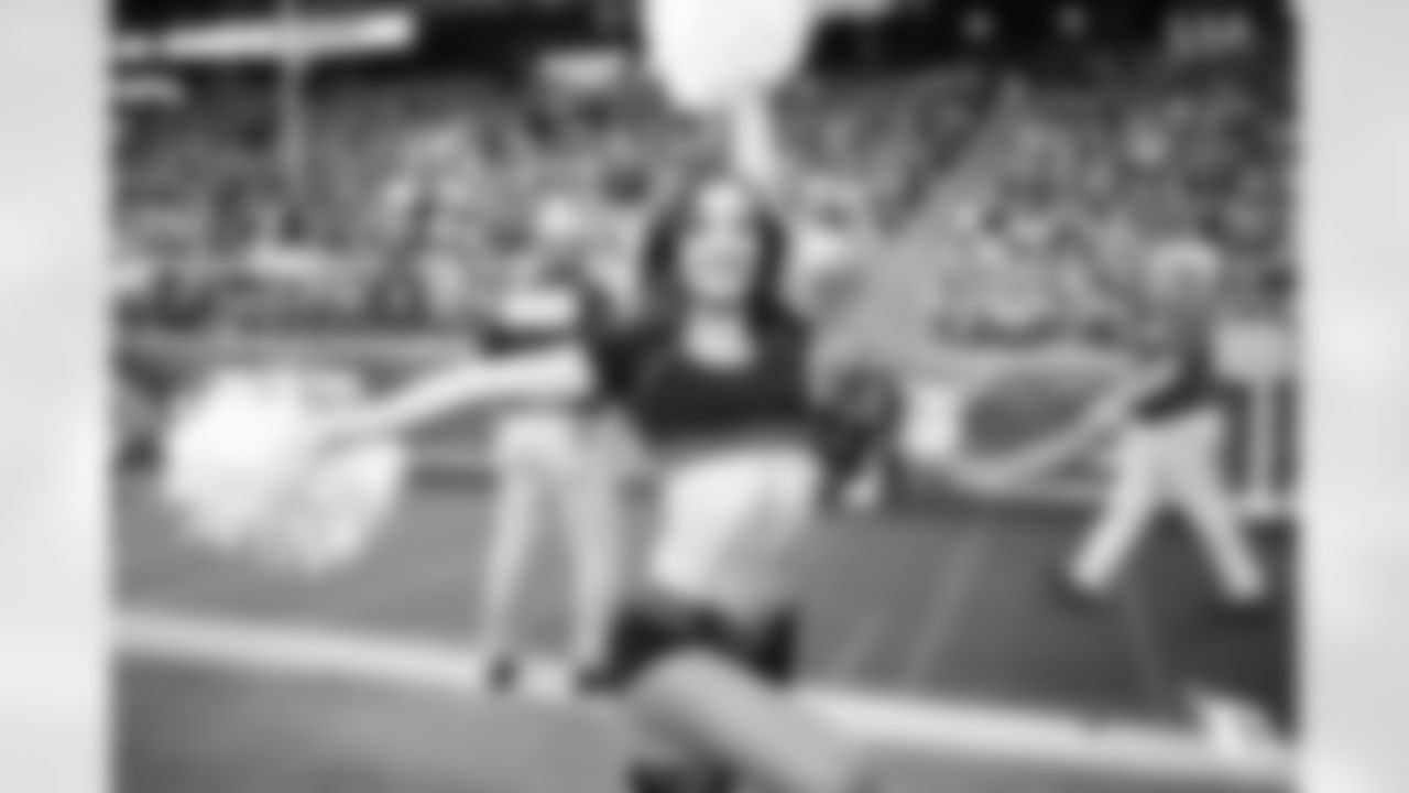 The Arizona Cardinals Cheerleaders during the Week 5 game against the Cincinnati Bengals on Sunday, Oct. 8, 2023.