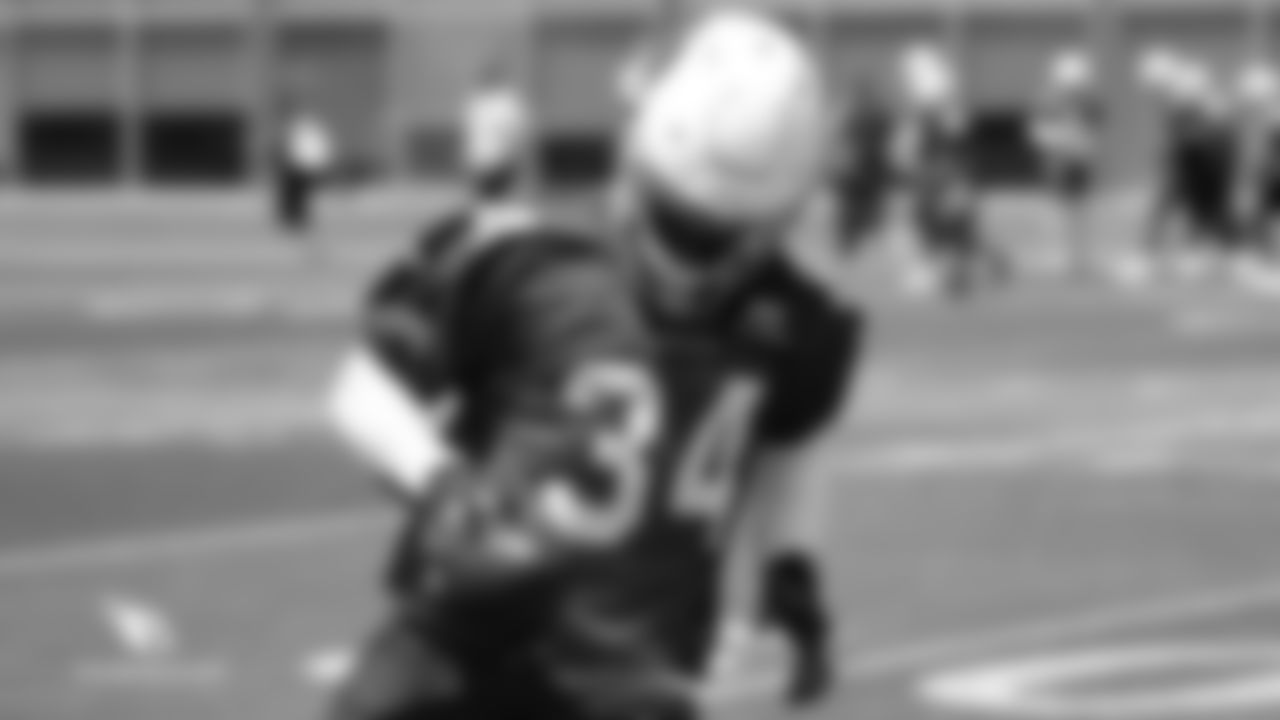 RB Dontae Strickland