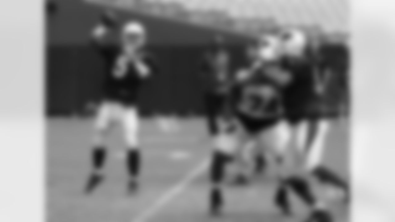 QB Drew Stanton