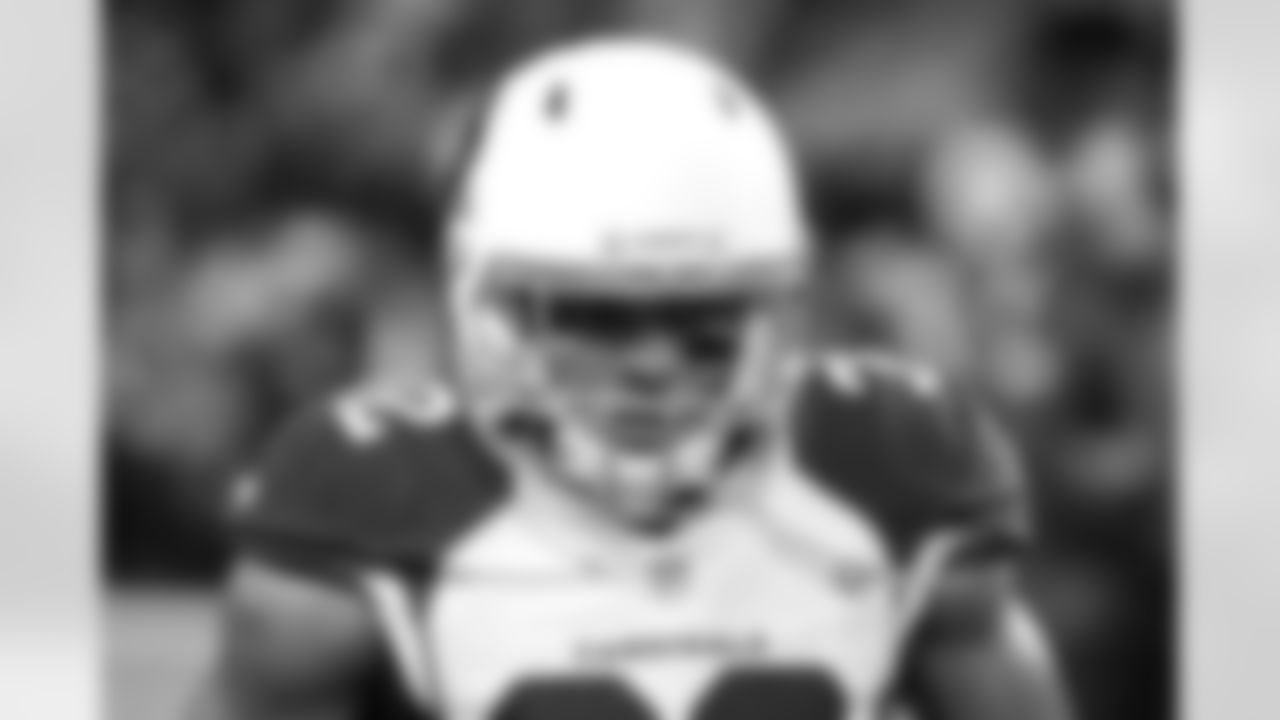S Tyrann Mathieu before the game in Seattle